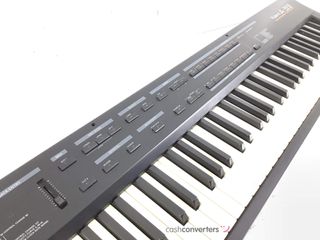 teclado electronico roland a33