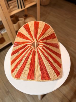 Lámpara de techo de rafia