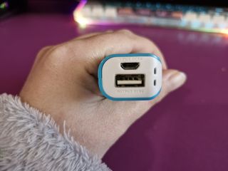 Cargador portátil Urban Rebolt AZUL (SIN USB)