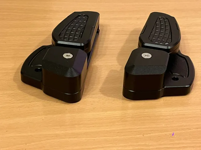 Reposapiés Vespa Trasero Negro