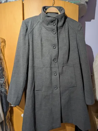 Abrigo paño gris talla 48 sin estrenar