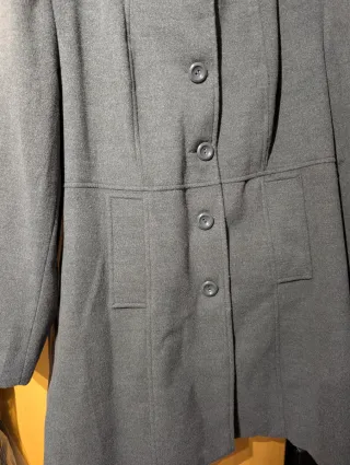 Abrigo paño gris talla 48 sin estrenar