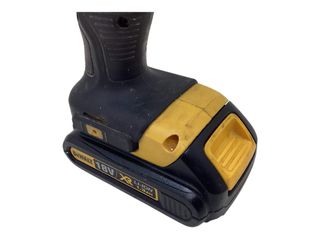 taladro a bateria dewalt dcd776