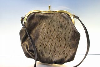 Bolso de fiesta vintage. Negro y dorado.