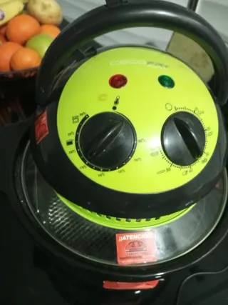 Freidora Cecotec sin usar 4L