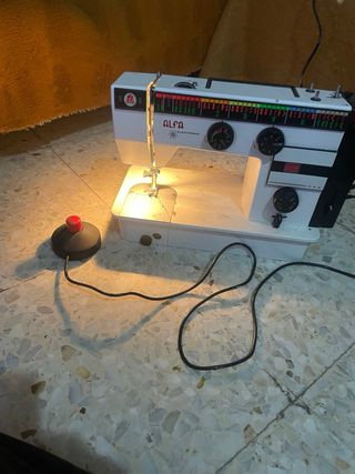 Máquina de coser Alfa electrónica no bajo más prec