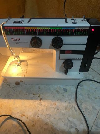 Máquina de coser Alfa electrónica no bajo más prec