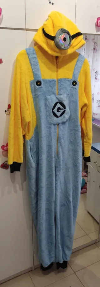 Mono pijama Minions talla M