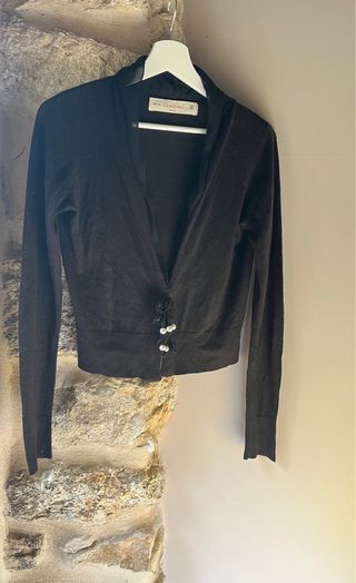 Chaqueta negra corta fiesta