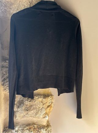 Chaqueta negra corta fiesta