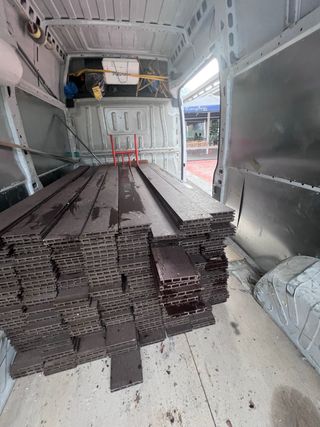 Tarima composite para terrazas y jardines