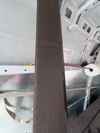 Tarima composite para terrazas y jardines