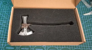 Hacha Stormbreaker Thor Escala 1:6