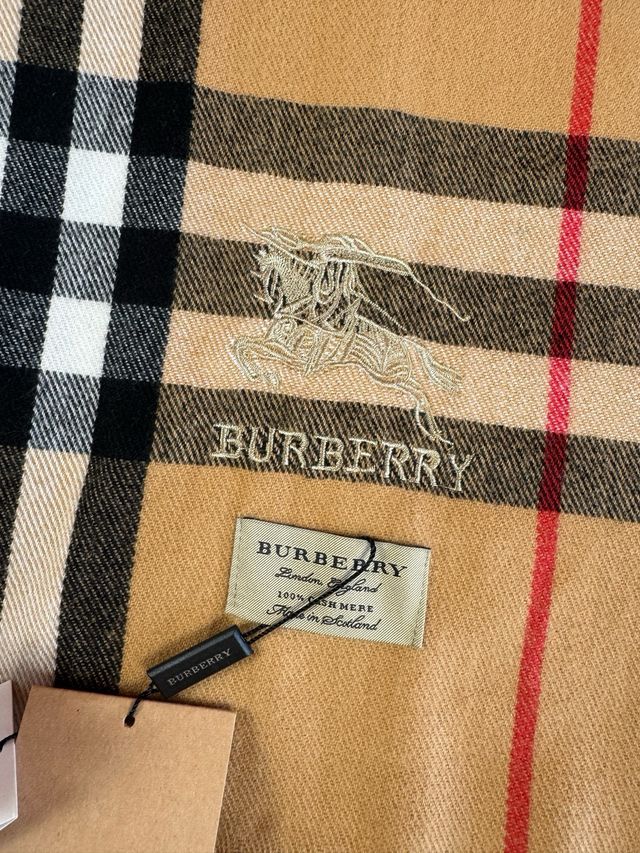 Bufanda Burberry Clásica Check Lana