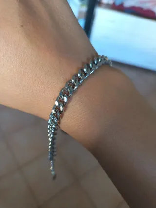 Braccialetto in metallo argentato