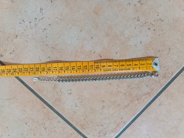 Braccialetto in metallo argentato