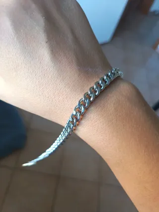 Braccialetto in metallo argentato