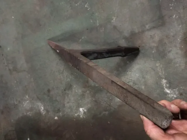 Yunque / Enclusa Hojalatero