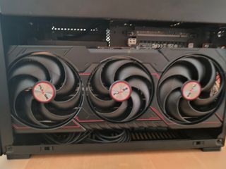 PC Gaming Mini-ITX Ryzen 7 7700 RX 9070 XT