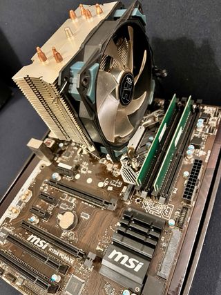 Combo Gaming: i7-6700 + 16GB RAM + Placa MSI H170A