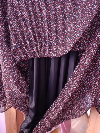 Vestido vaporoso estampado Fórmula Joven.