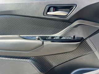 TOYOTA C-HR 2.0 VVT I-HYBRID GR SPORT AUTO 184 5P