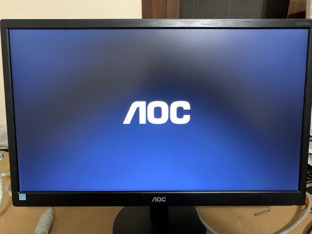 Monitor AOC E2270S