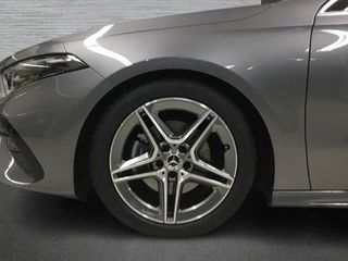 MERCEDES-BENZ Clase A 180 Compacto