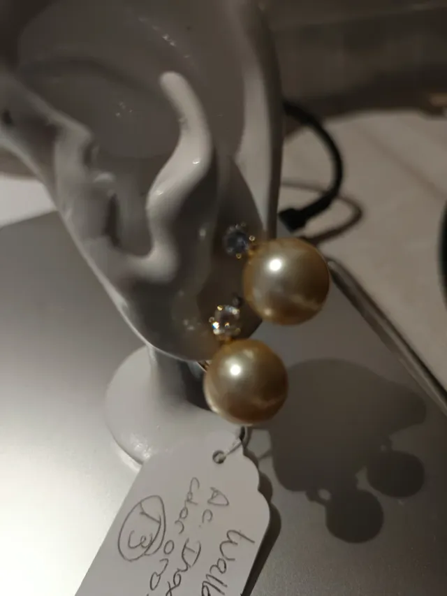 Pendientes perlas doradas y circonitas