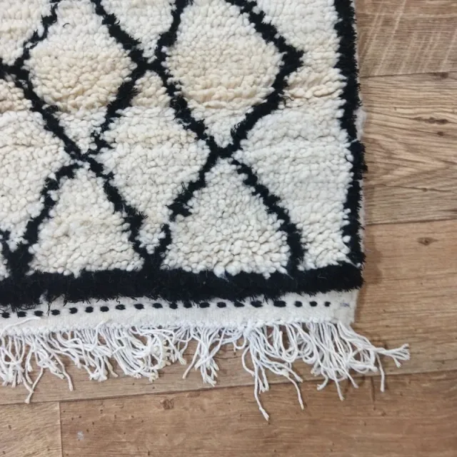 Tappeto Beige e Nero Tessuto