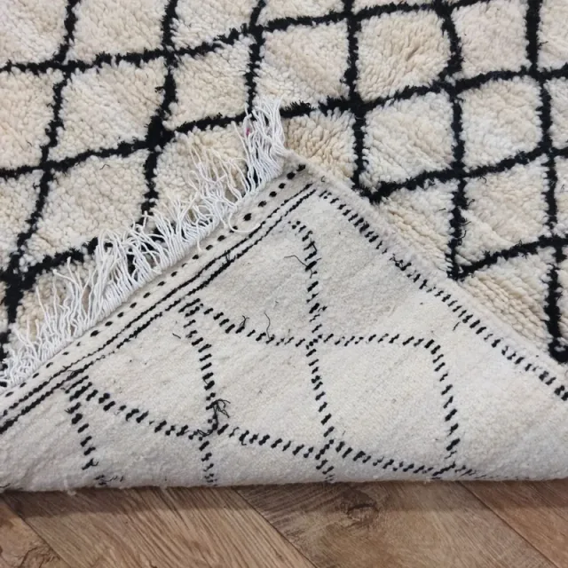 Tappeto Beige e Nero Tessuto