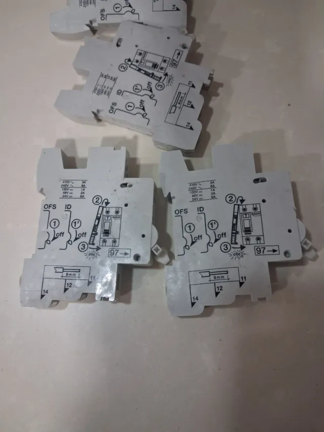 Contactos auxiliares Schneider