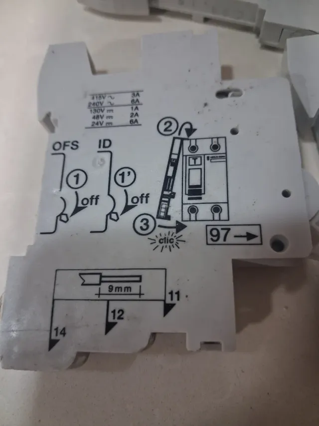 Contactos auxiliares Schneider