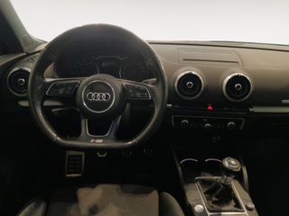 Audi A3 30 TFSI S line