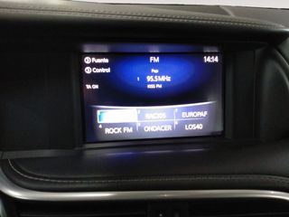 Infiniti Q30 1.6 Premium