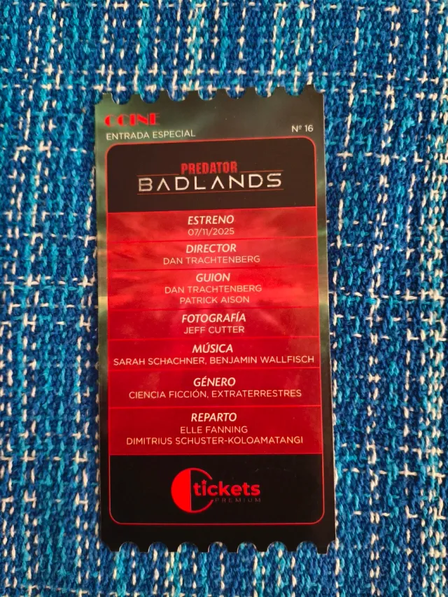 Megaentrada Predator Badlands