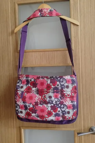 Bolso de hombro Sipecusa multicolor