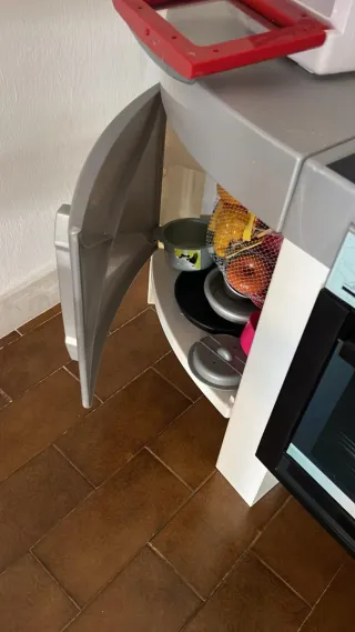 Cucina giocattolo Bosch con vari accessori