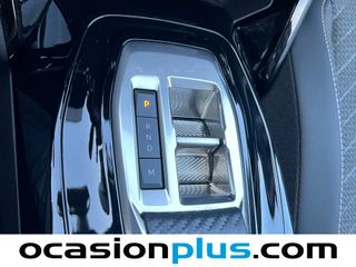 Peugeot 2008 Allure Hybrid eDCS6 100 kW (136 CV)