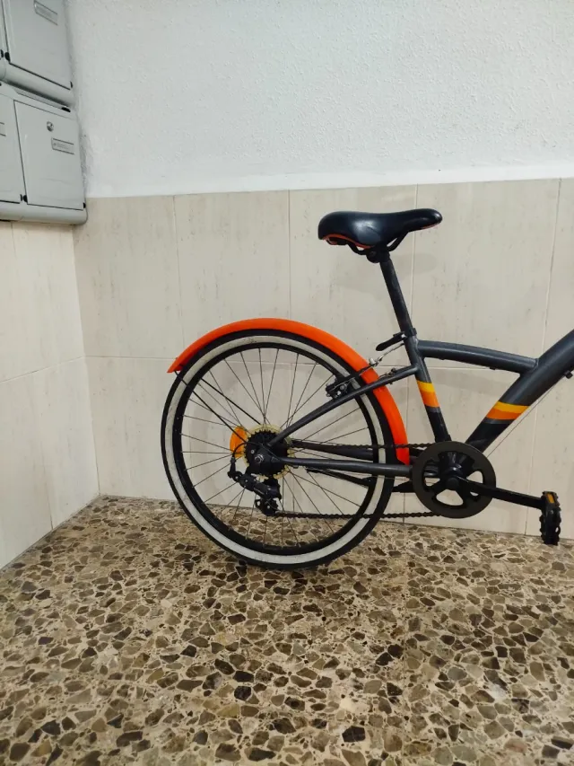 Bicicleta dePaseo B'TWIN Decathlon original 24"