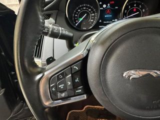 JAGUAR E pace E-Pace 2.0 249CV AWD aut. R-Dynamic