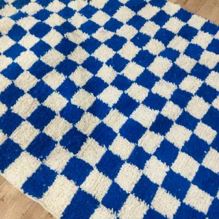 Alfombra de lana a cuadros azul y blanco