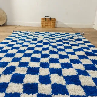 Alfombra de lana a cuadros azul y blanco