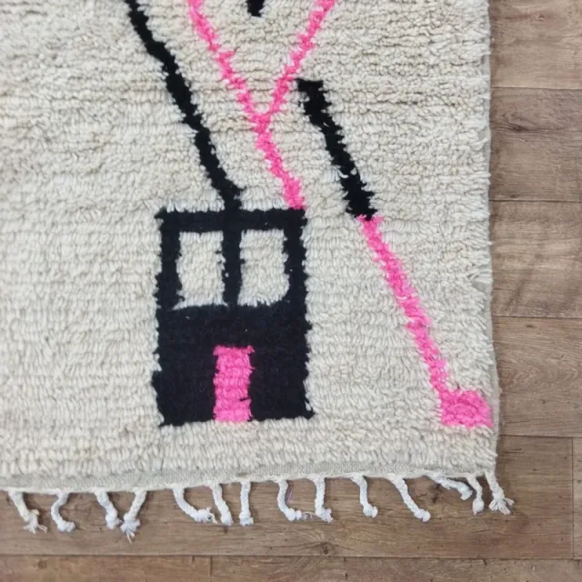 Alfombra de lana beige y rosa