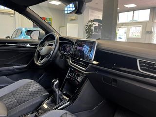 VOLKSWAGEN T-Roc R-Line 1.5 TSI 110kW (150CV)