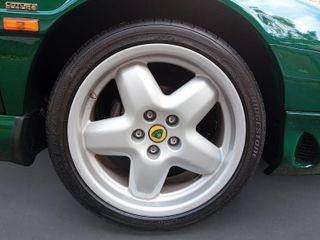 Lotus ESPRIT S4