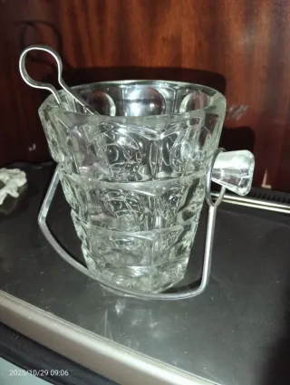 Cubitera Vintage Cristal Tallado Asa Metálica