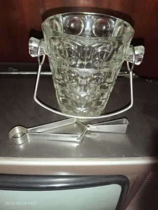 Cubitera Vintage Cristal Tallado Asa Metálica