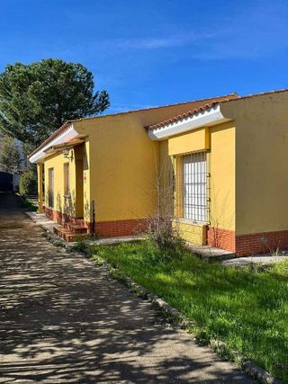 Casa en venta en Maria Auxiliadora - Barriada LLera en Badajoz