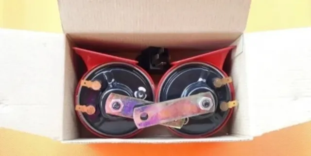 Kit Bocinas Claxon Clásicas Rojas
